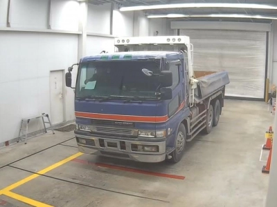 MITSUBISHI FUSO