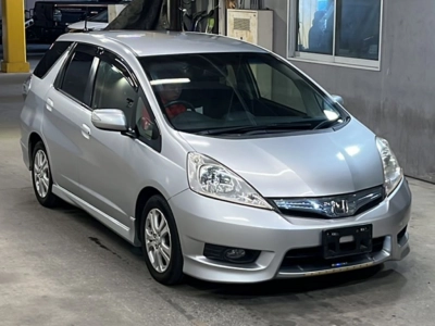 HONDA FIT SHUTTLE HYBRID