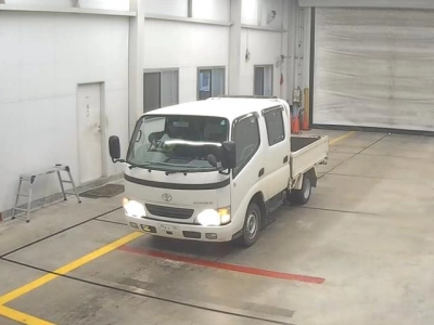 TOYOTA DYNA