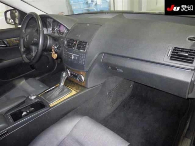MERCEDES BENZ C CLASS