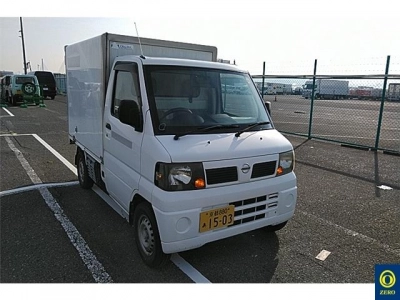 NISSAN CLIPPER