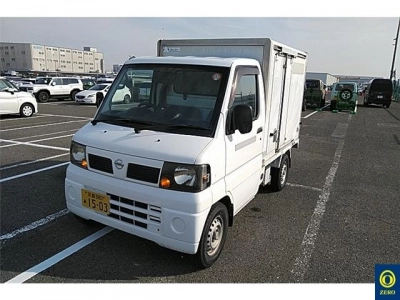 NISSAN CLIPPER