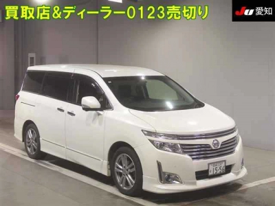 NISSAN ELGRAND