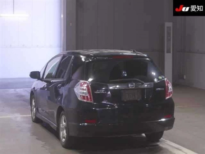 HONDA FIT SHUTTLE