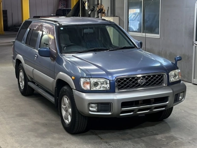 NISSAN TERRANO