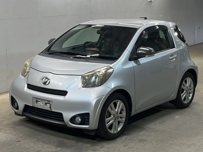 TOYOTA IQ
