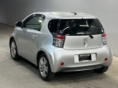 TOYOTA IQ