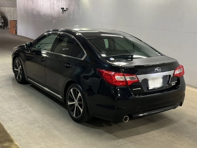 SUBARU LEGACY B4