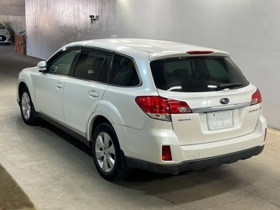 SUBARU OUTBACK