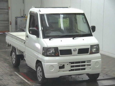 NISSAN CLIPPER