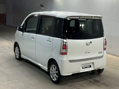 DAIHATSU TANTO EXE