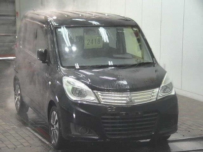 MITSUBISHI DELICA D:2