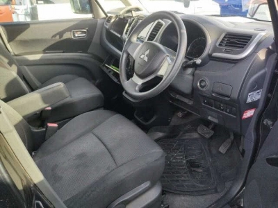 MITSUBISHI DELICA D:2