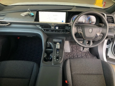 TOYOTA CROWN CROSSOVER