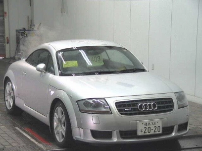 AUDI TT