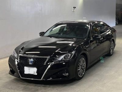 TOYOTA CROWN HYBRID