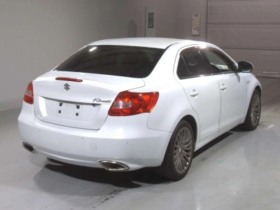 SUZUKI KIZASHI