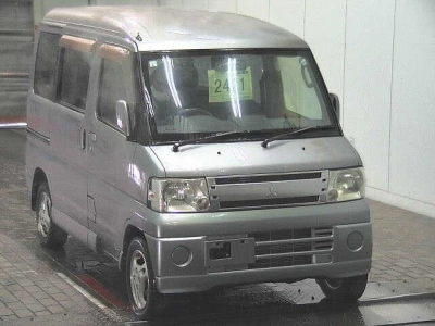 MITSUBISHI TOWN BOX