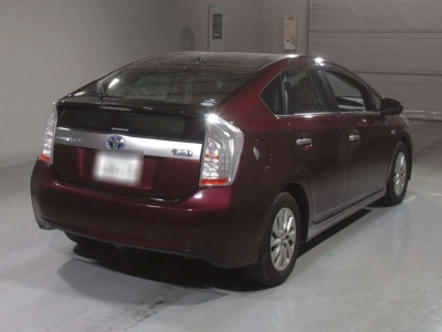 TOYOTA PRIUS PHV