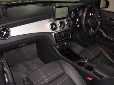 MERCEDES BENZ CLA SHOOTING BRAKE