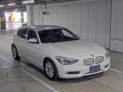 BMW 1 SERIES