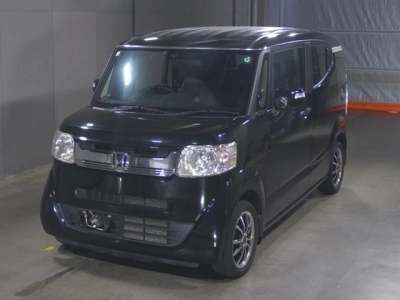 HONDA N-BOX SLASH