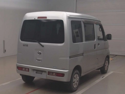 TOYOTA PIXIS VAN