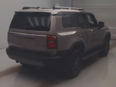 TOYOTA LAND CRUISER 250