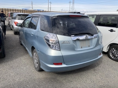 HONDA FIT SHUTTLE