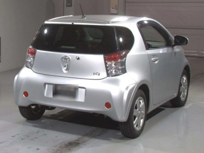 TOYOTA IQ