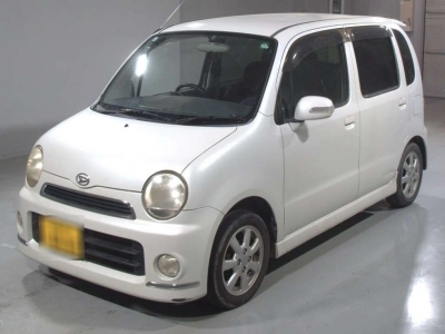 DAIHATSU MOVE LATTE