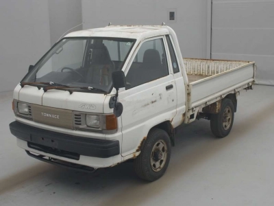 TOYOTA TOWN ACE TRUCK