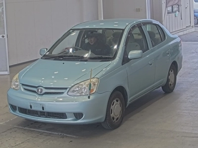 TOYOTA PLATZ