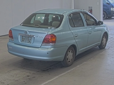 TOYOTA PLATZ