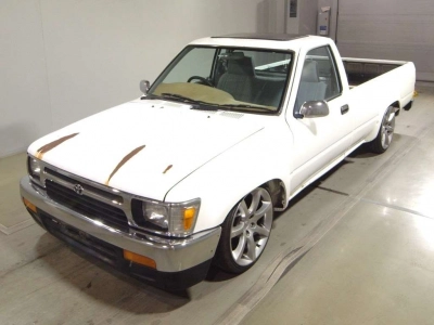 TOYOTA HILUX PICK UP