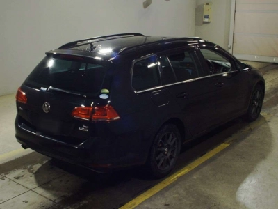 VOLKSWAGEN GOLF VARIANT