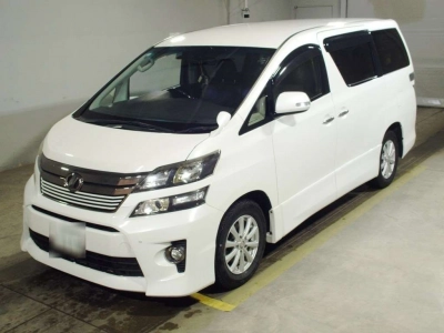 TOYOTA VELLFIRE