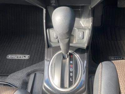 HONDA FIT SHUTTLE HYBRID