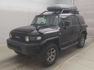 TOYOTA FJ CRUISER