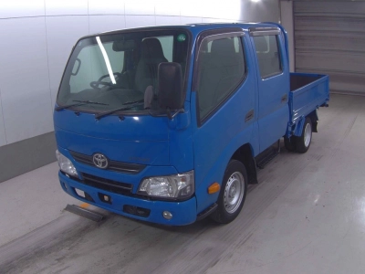 TOYOTA DYNA