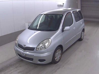 TOYOTA FUN CARGO