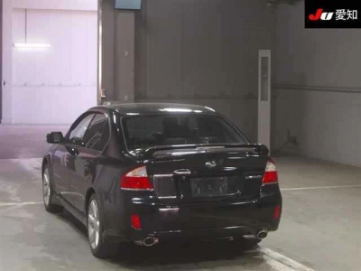 SUBARU LEGACY B4