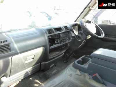 NISSAN VANETTE TRUCK