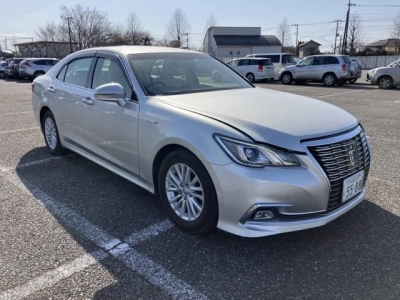 TOYOTA CROWN HYBRID