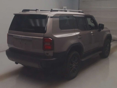 TOYOTA LAND CRUISER 250