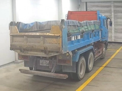 MITSUBISHI FUSO