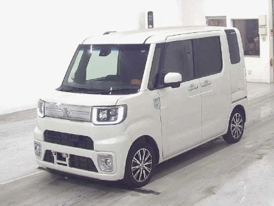 TOYOTA PIXIS MEGA