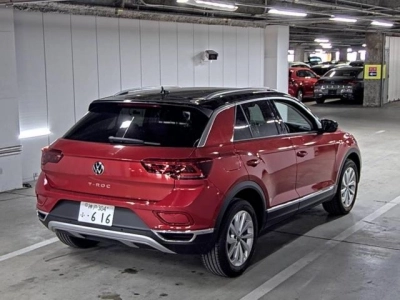 VOLKSWAGEN T-ROC