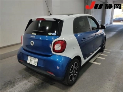SMART FOURFOUR