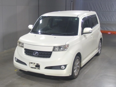 TOYOTA BB